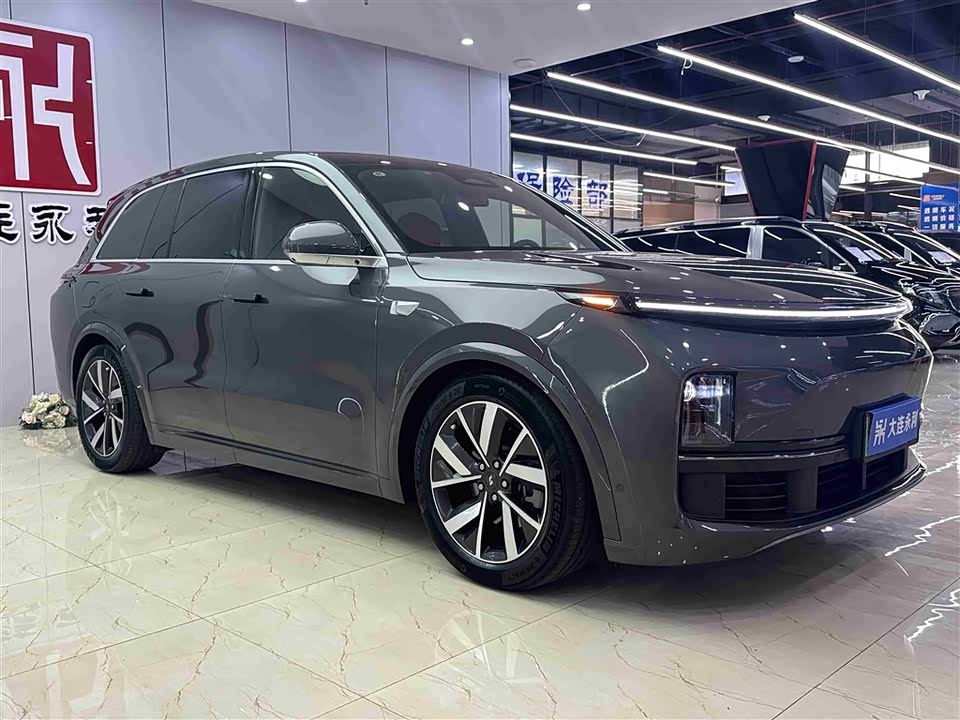 Li Auto Ideal L8