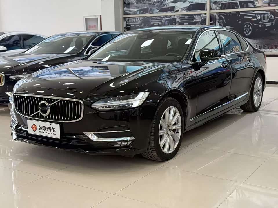 Volvo S90