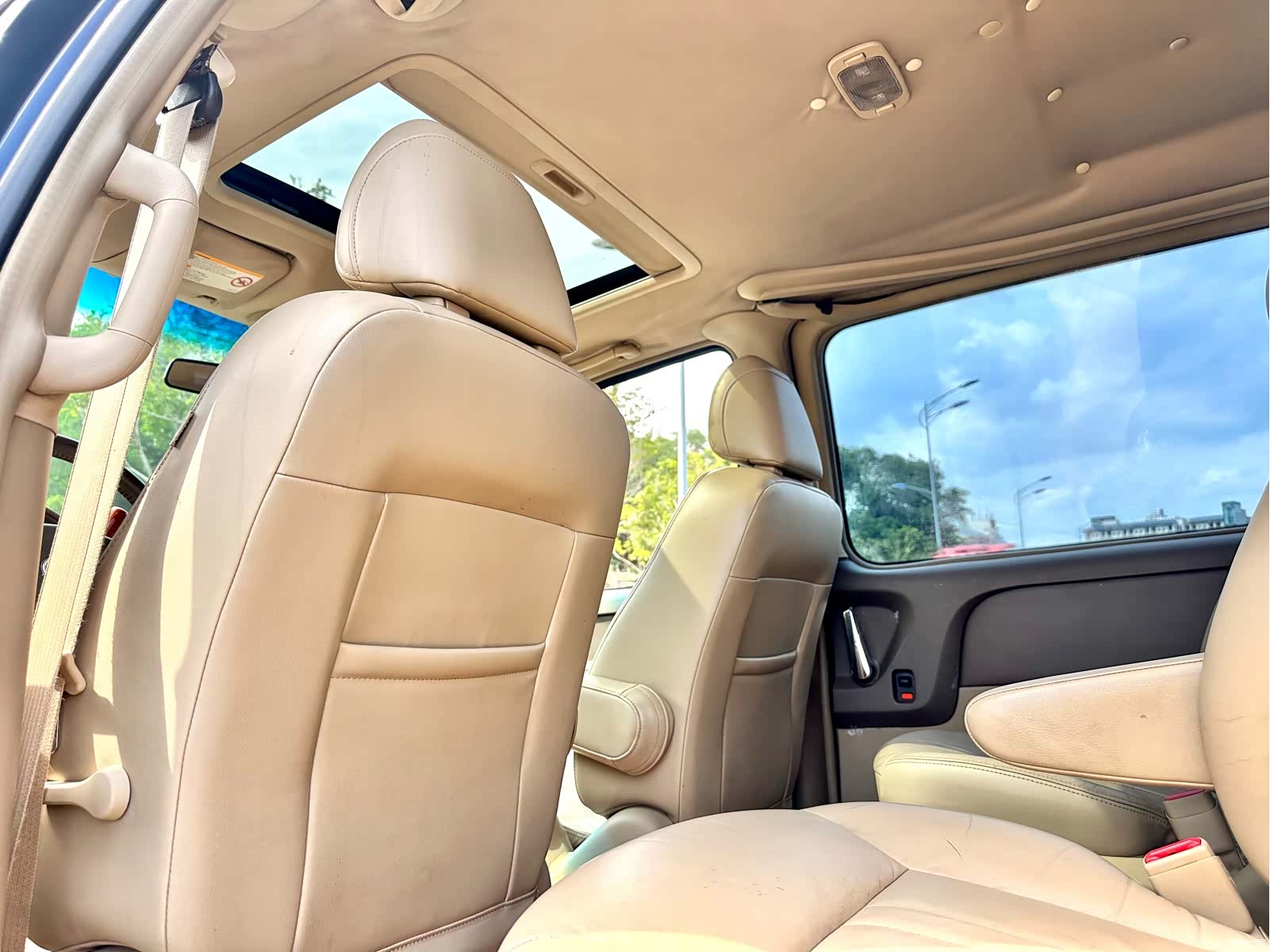 Buick GL8, 2011 27