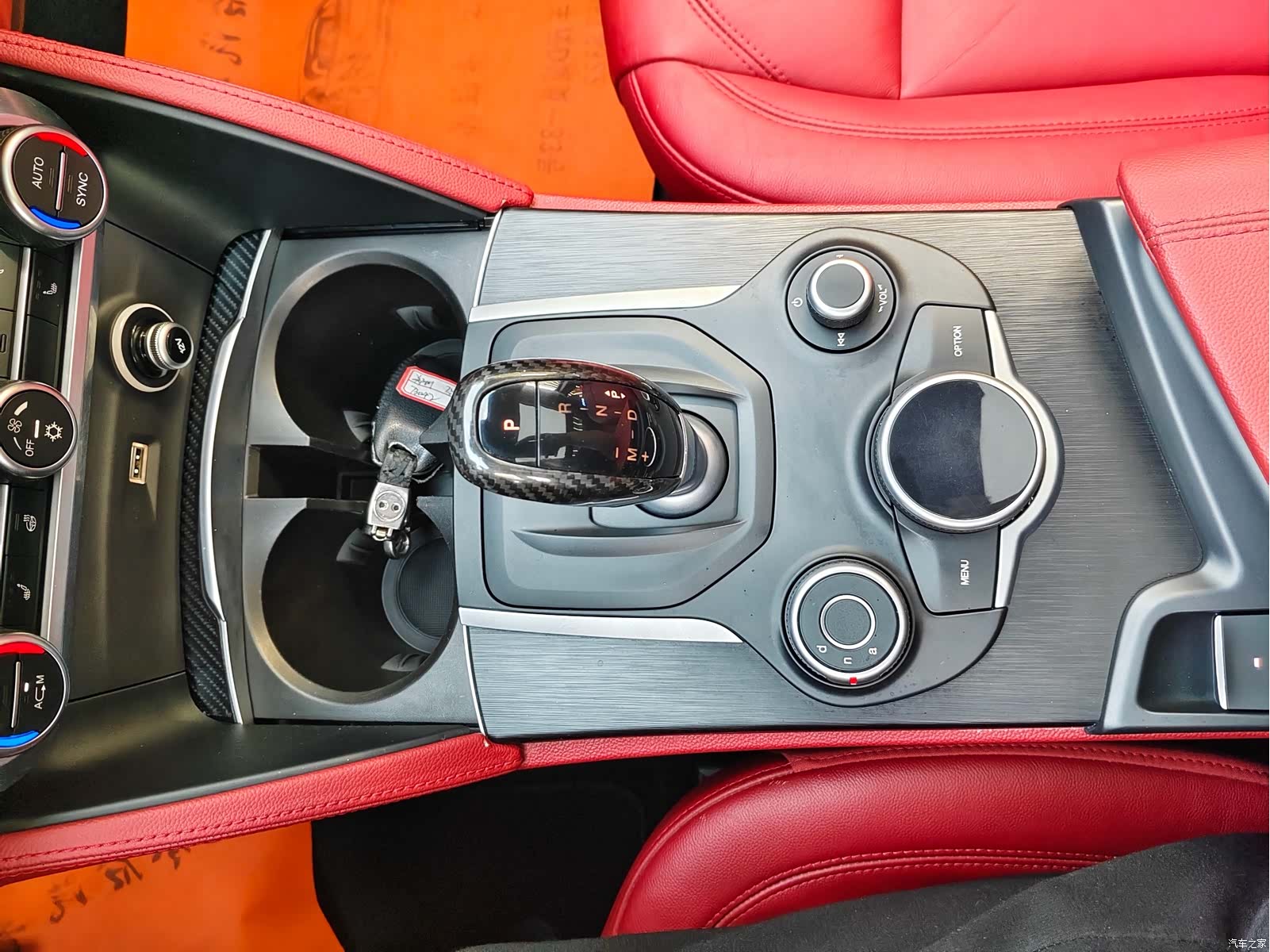 Alfa Romeo Stelvio, 2019 6