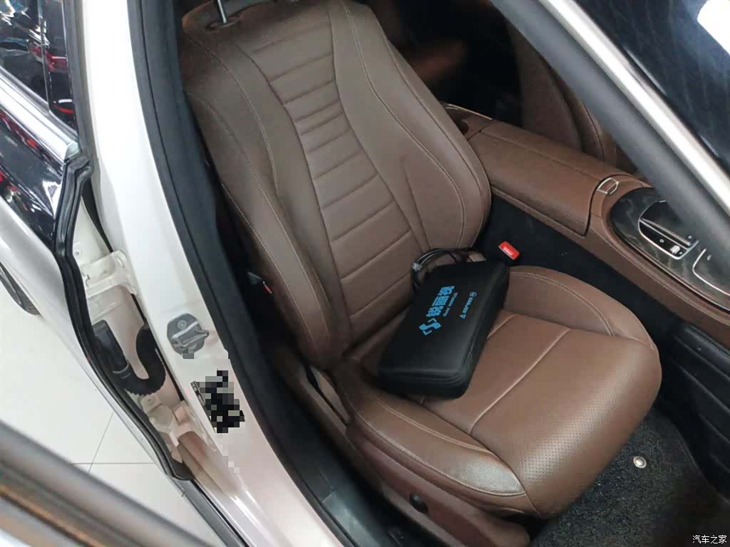 Mercedes-Benz E-Class, 2019 20