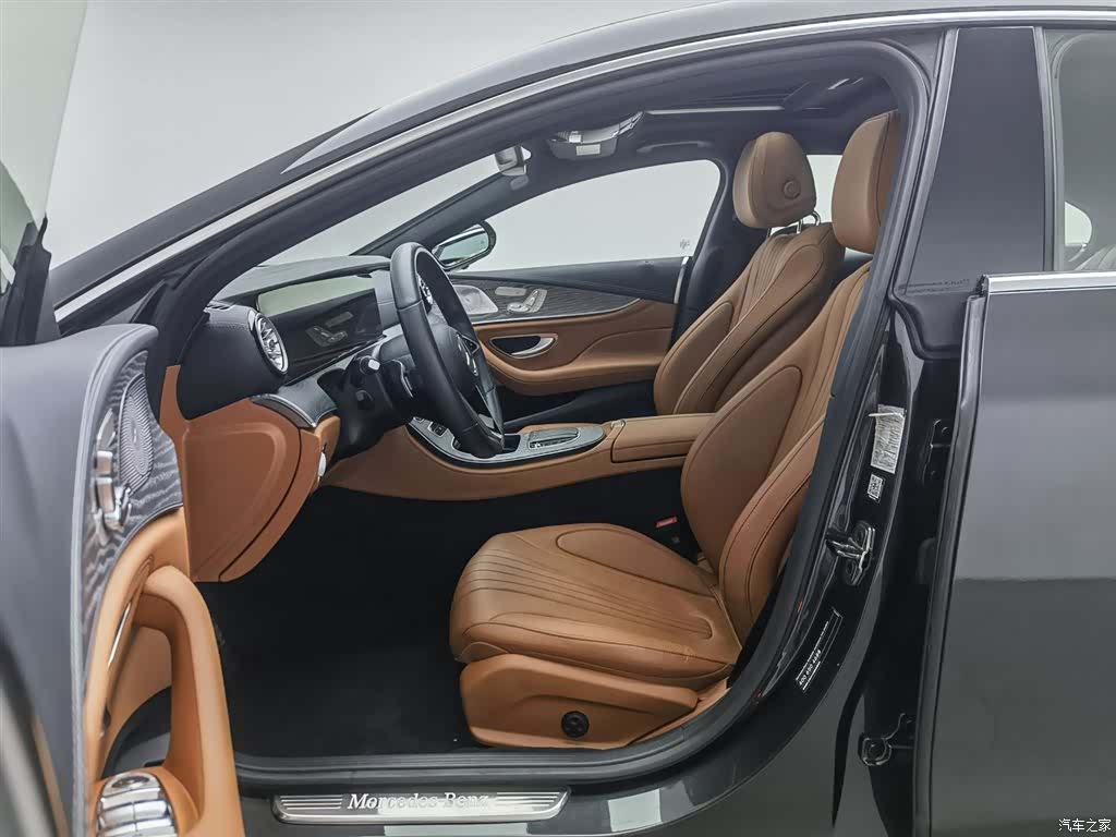 Mercedes-Benz CLS, 2023 10