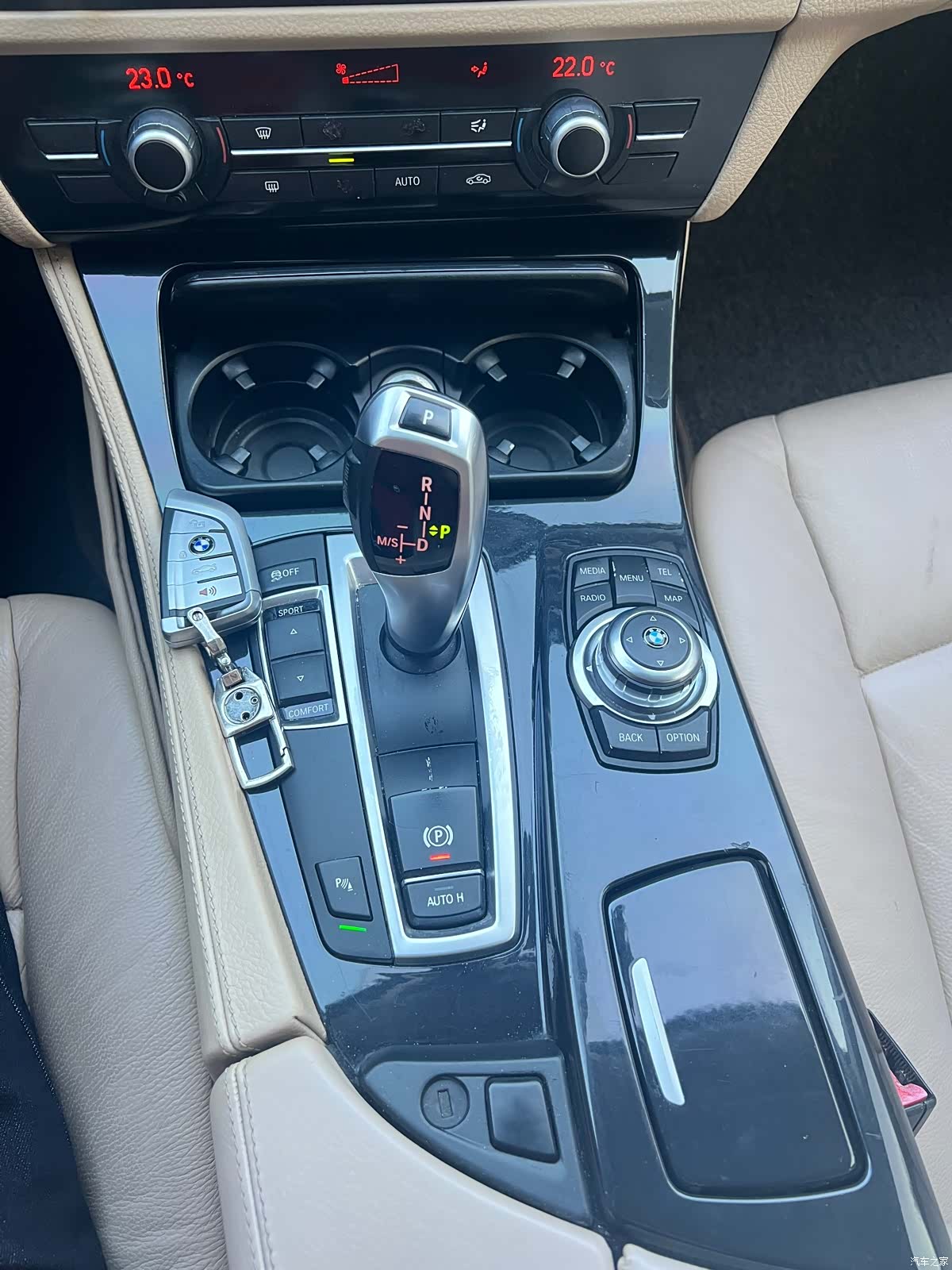 BMW 5 Series, 2013 30