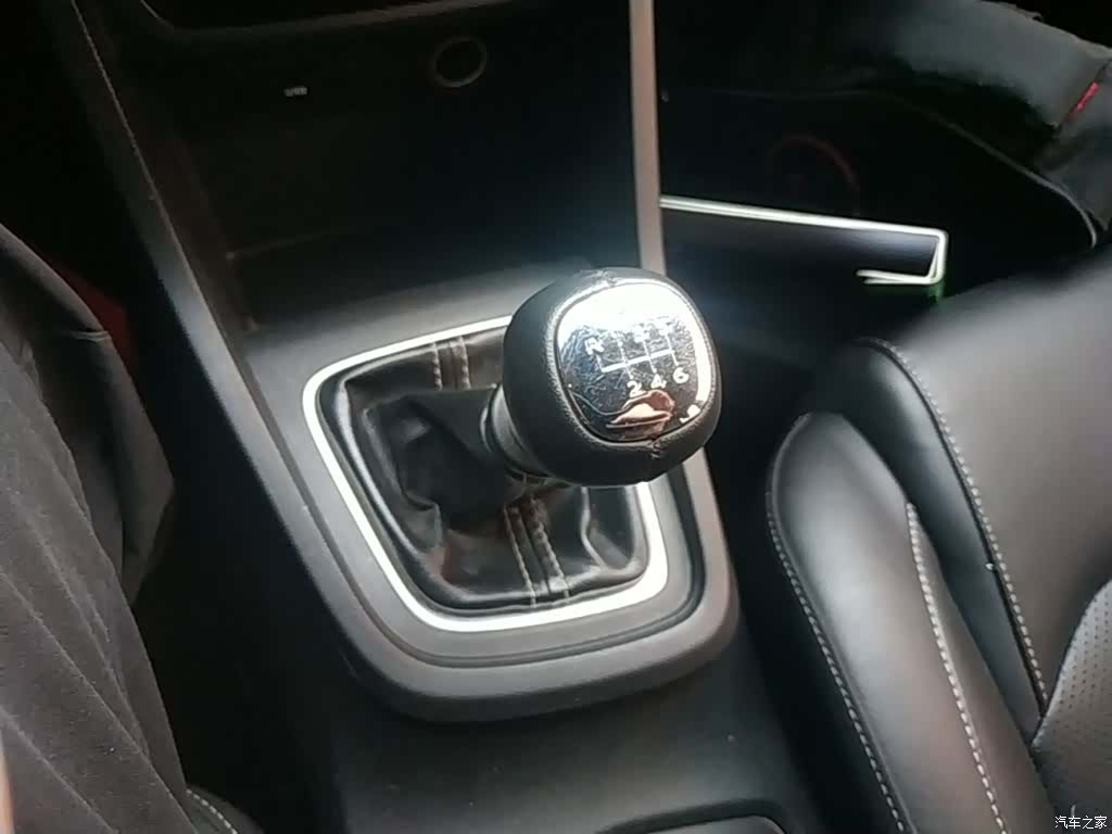 Wuling 360, 2018 14
