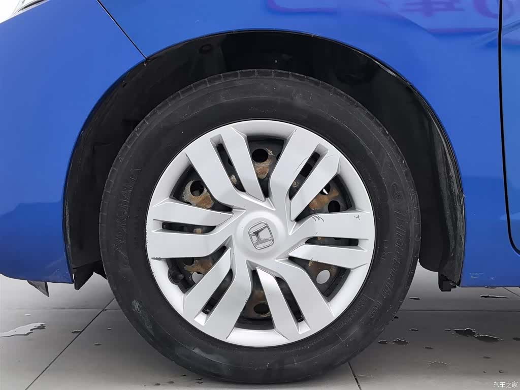 Honda Fit, 2015 17