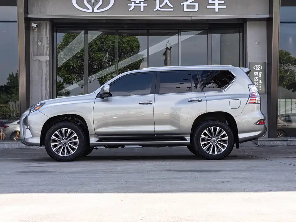 Lexus GX