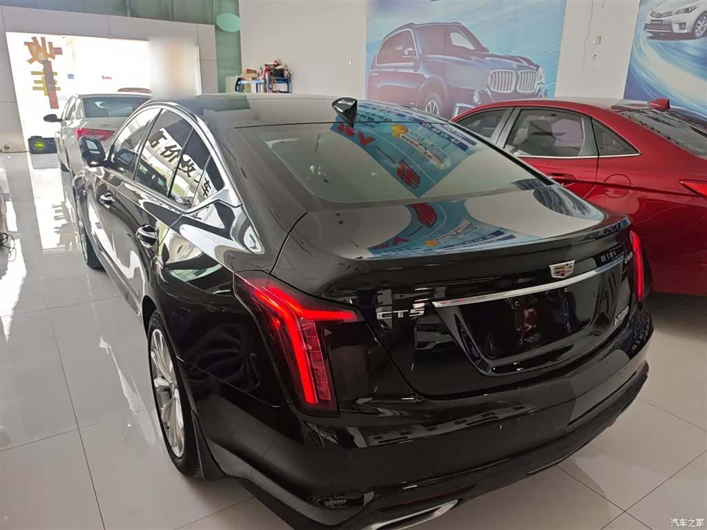Cadillac CT5, 2021 все фото