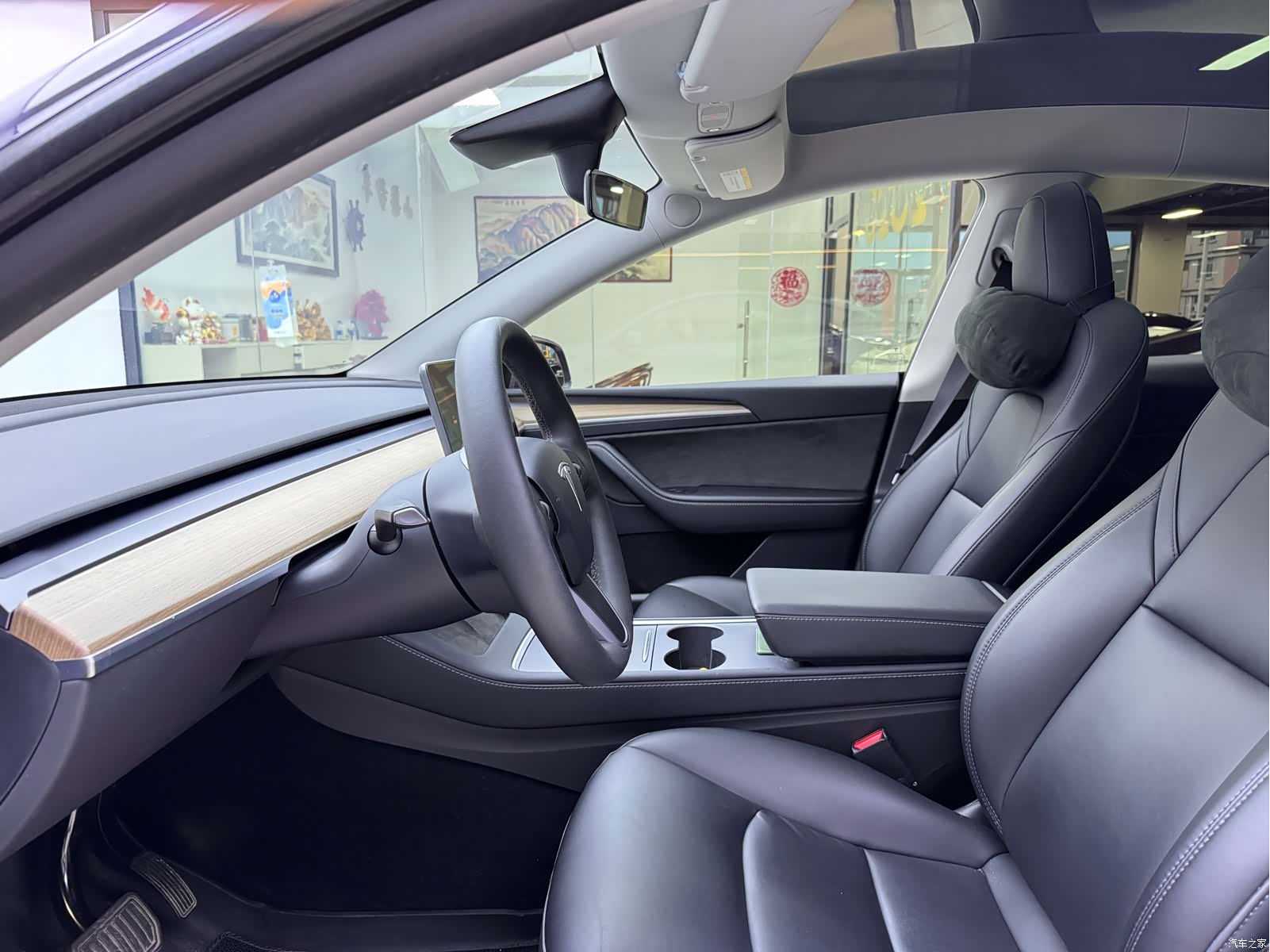 Tesla Model Y, 2021 4