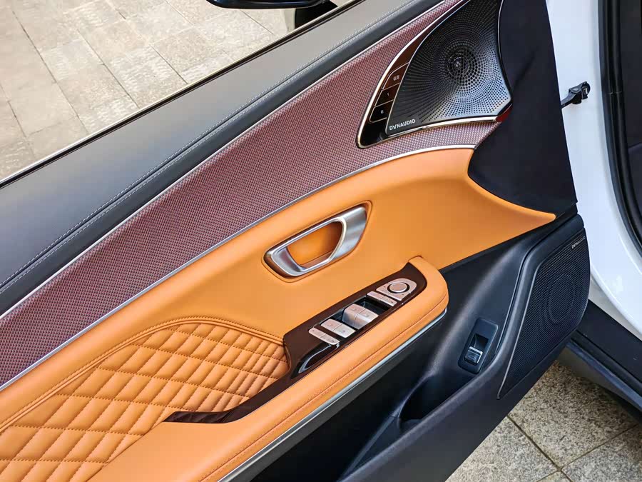 BYD Han 2022, фото 9