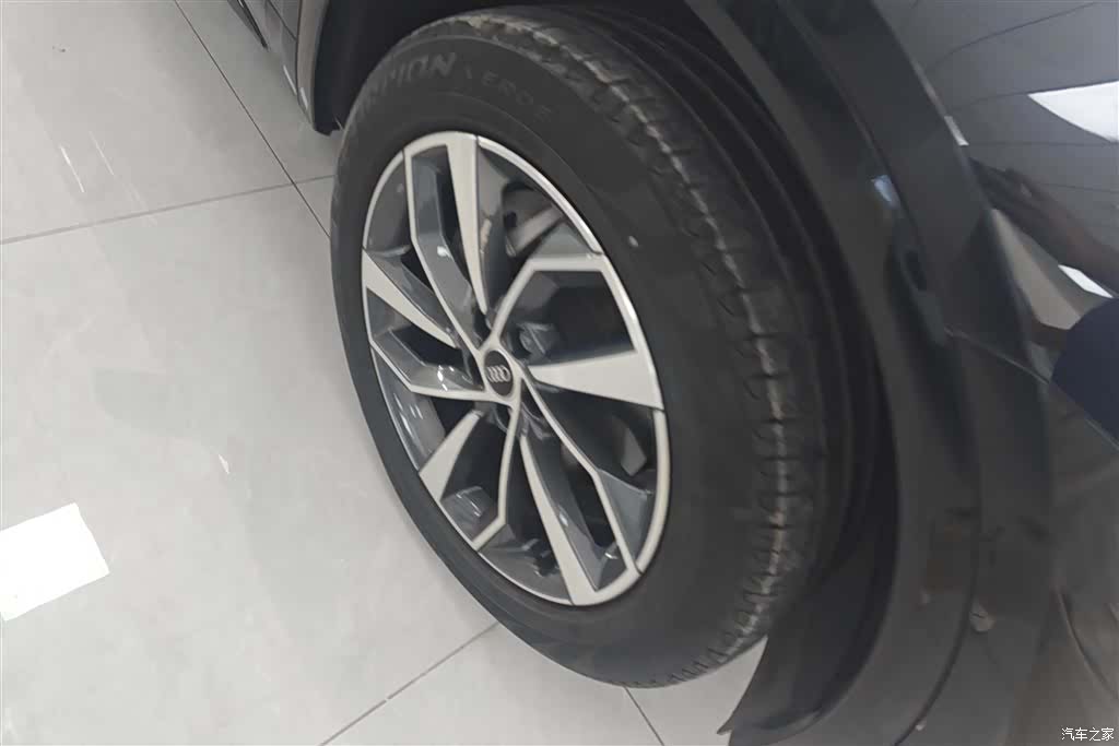 Audi Q5L, 2023 6