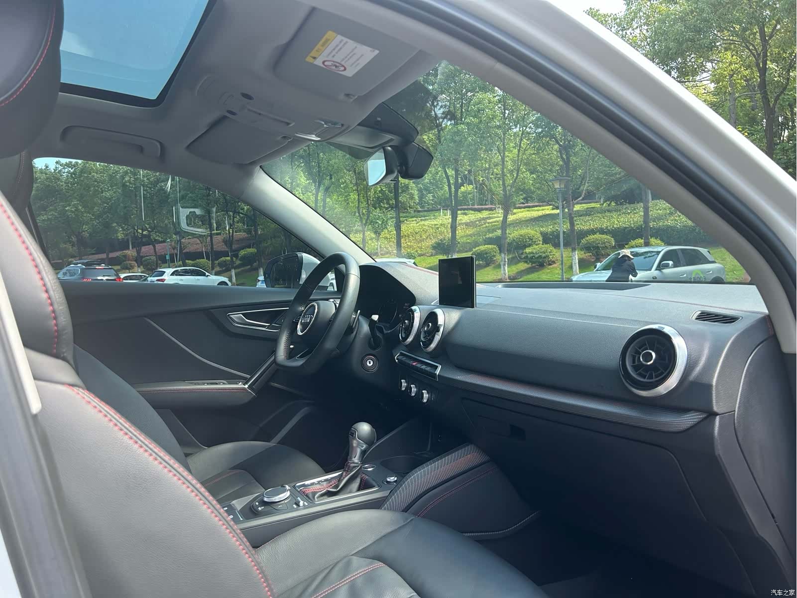 Audi Q2L, 2022 12