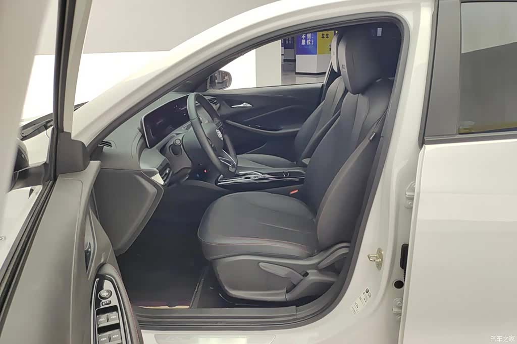 Buick Verano, 2021 9