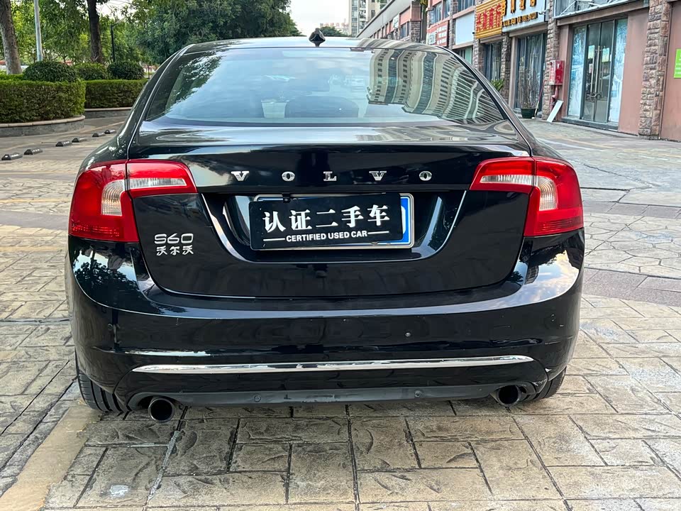 Volvo S60