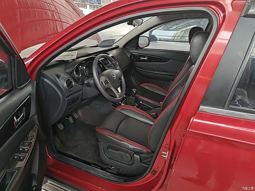 BAIC S3, 2015 15