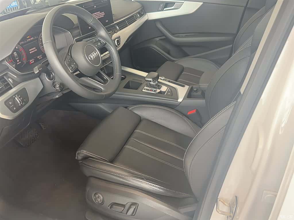 Audi A4L, 2022 12