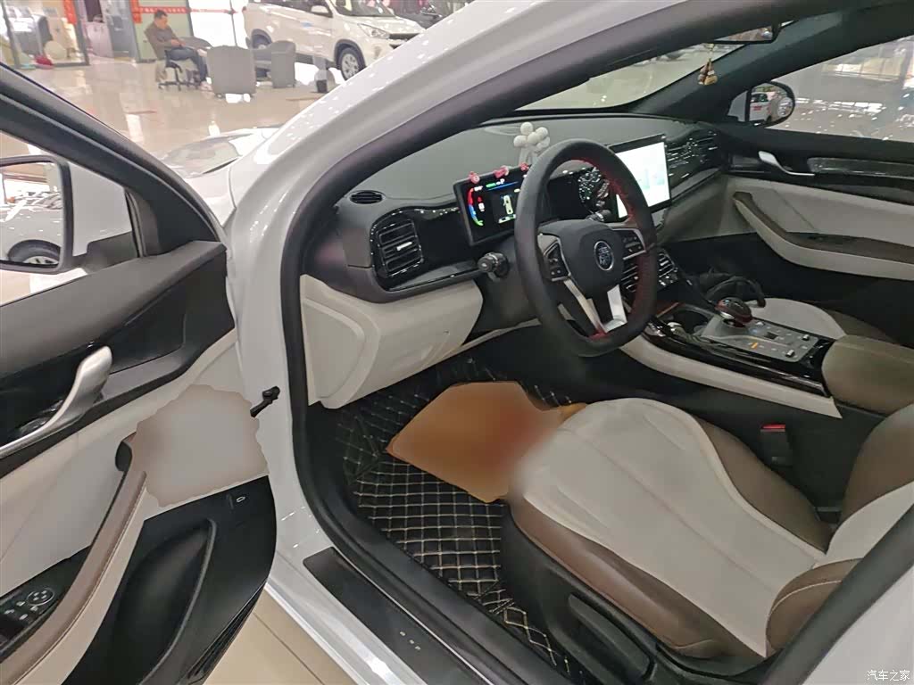 BYD Qin, 2025 16