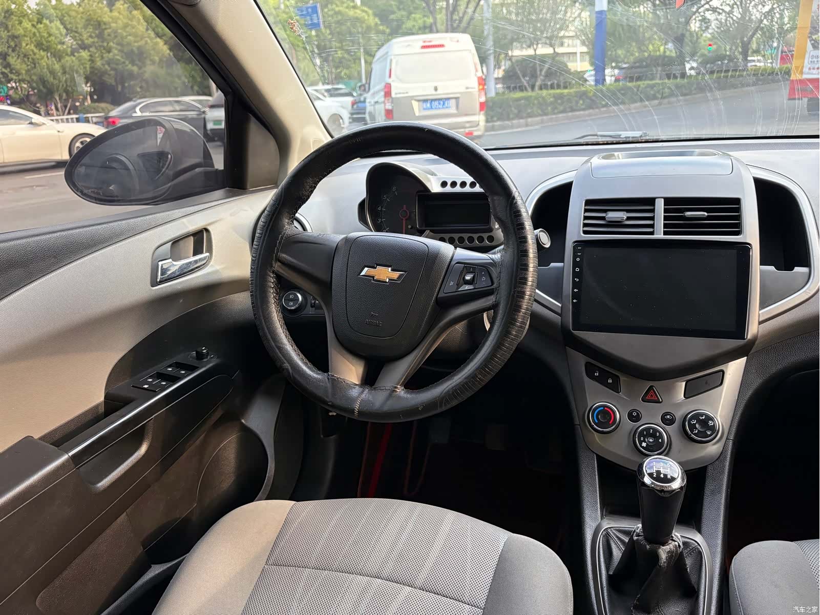 Chevrolet SE, 2013 7