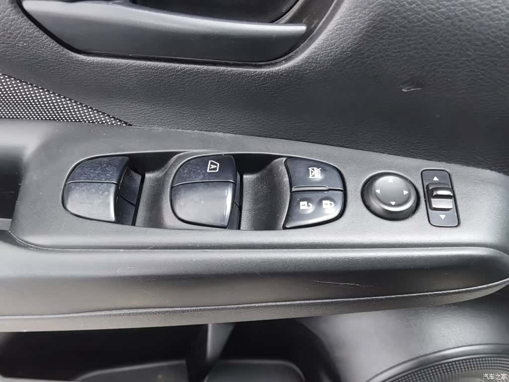 Nissan Kicks, 2018 9