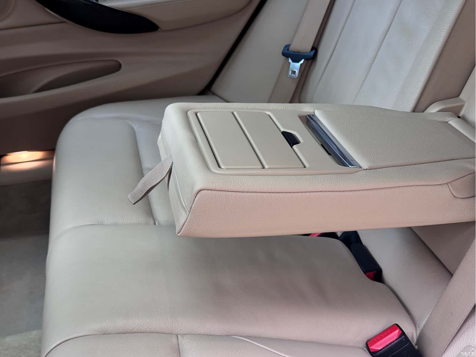 BMW 3 Series, 2016 22