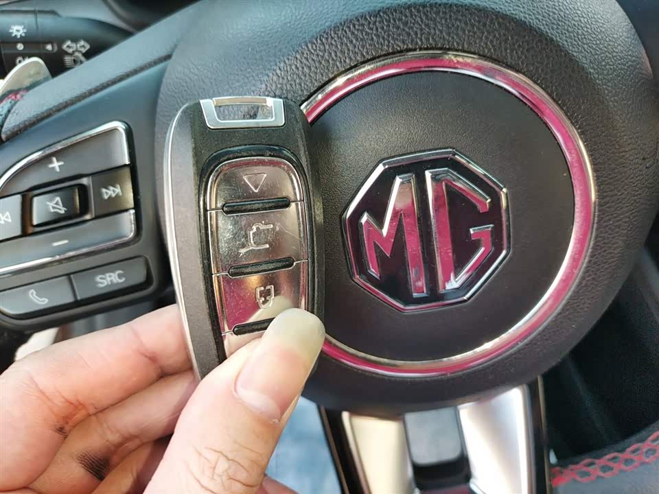 MG MG5