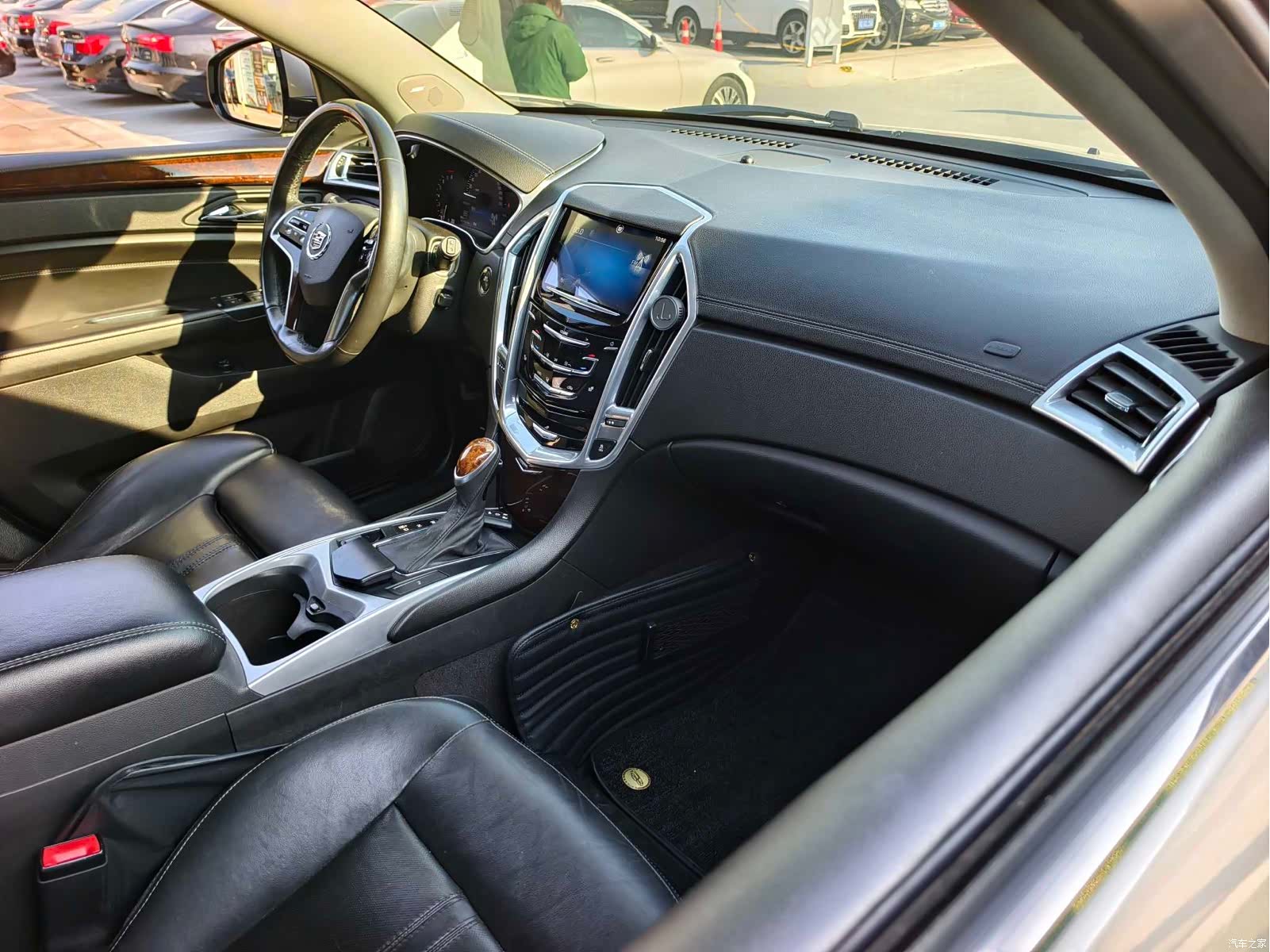 Cadillac SRX, 2013 16