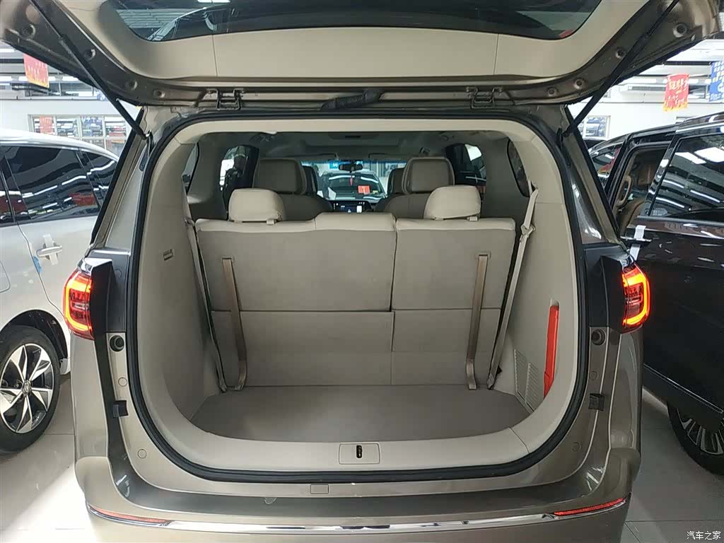 Buick GL8, 2021 15