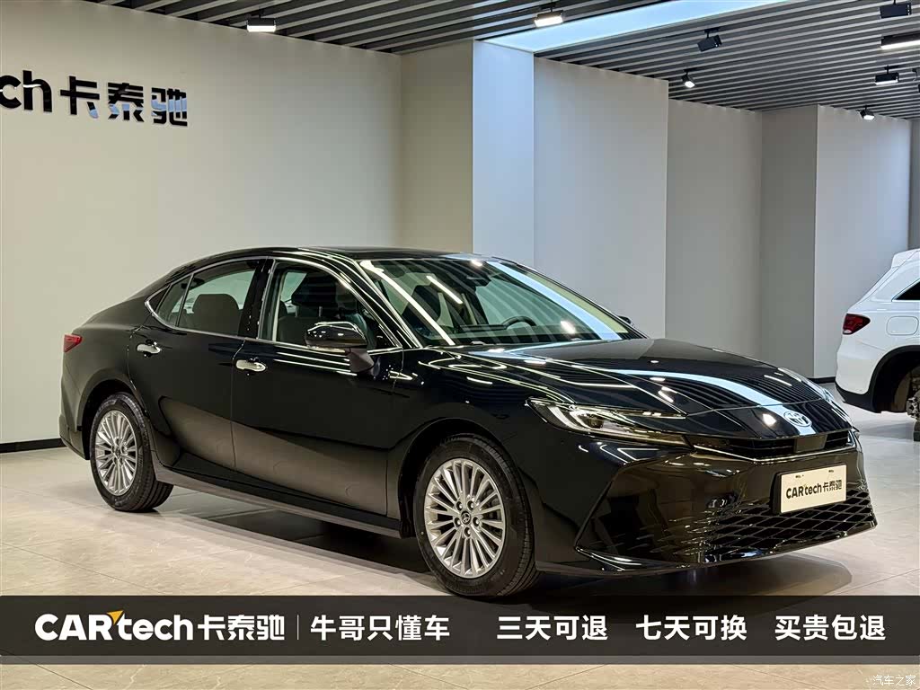 Toyota Camry, 2026 2