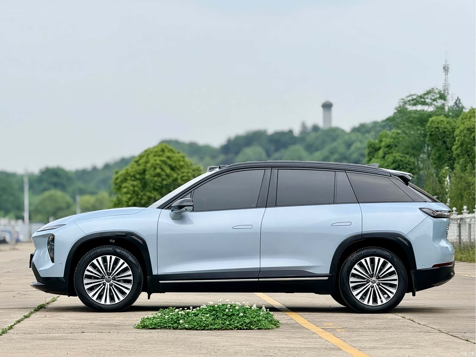 NIO ES7, 2023 4