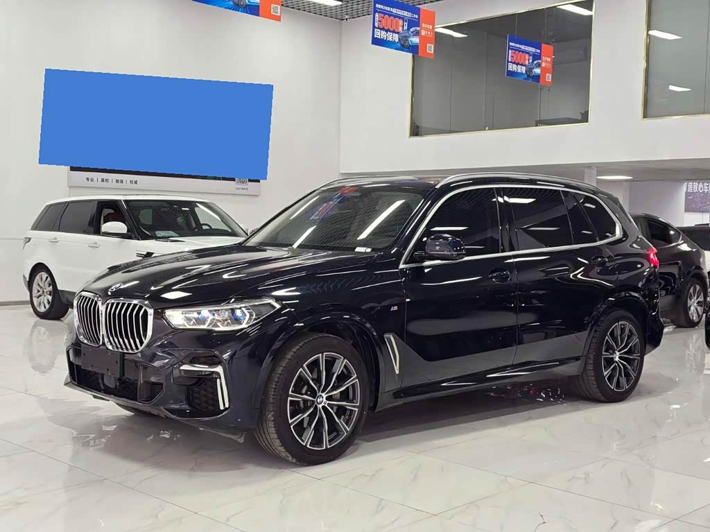BMW X5 2022 xDrive 30Li Premium M Sport