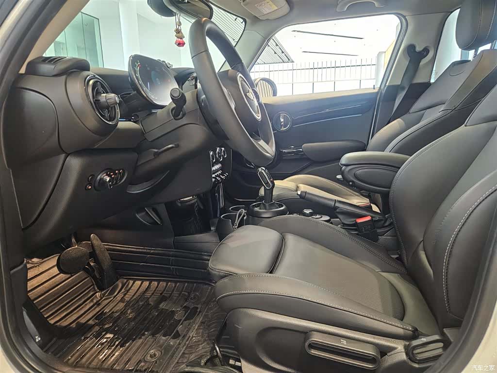 Mini Cooper, 2023 6