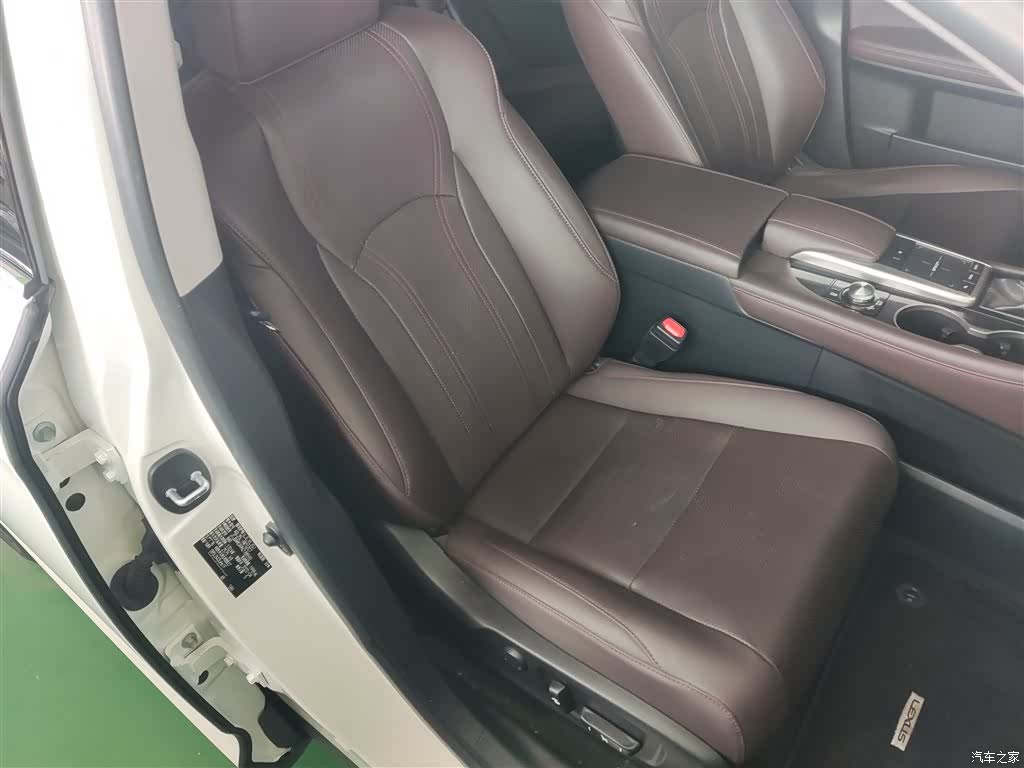 Lexus RX, 2022 25
