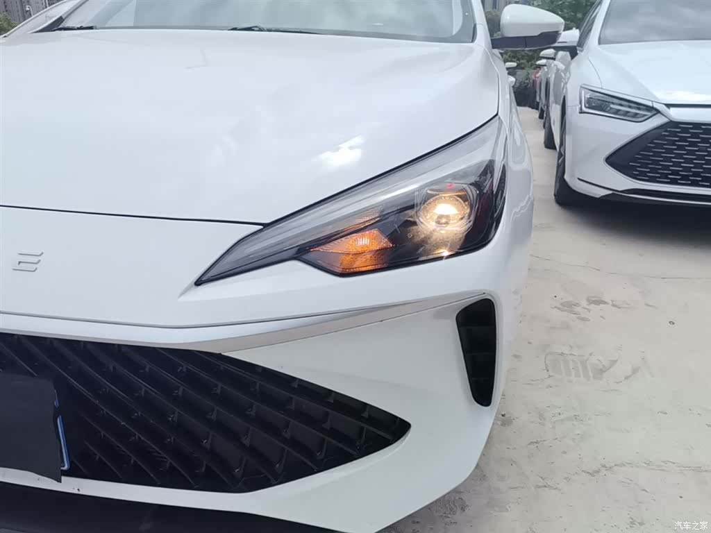 Roewe i5, 2026 24