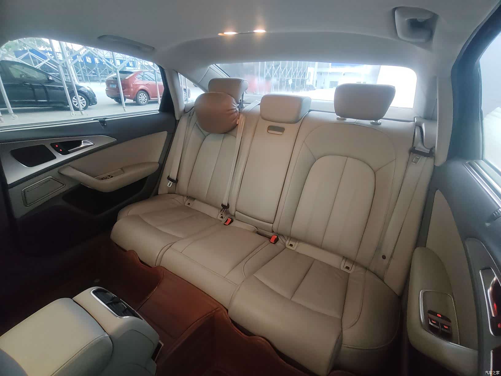 Audi A6L, 2014 9