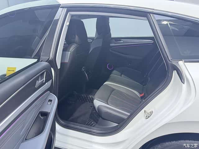 Volkswagen Lamando, 2024 16