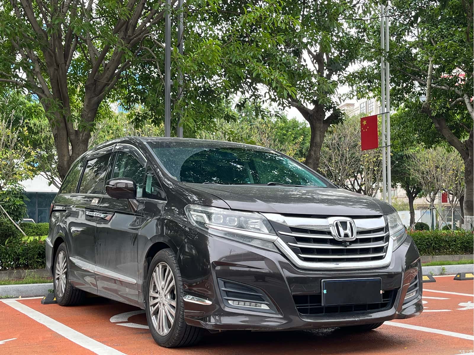 Honda Elysion, 2018 3