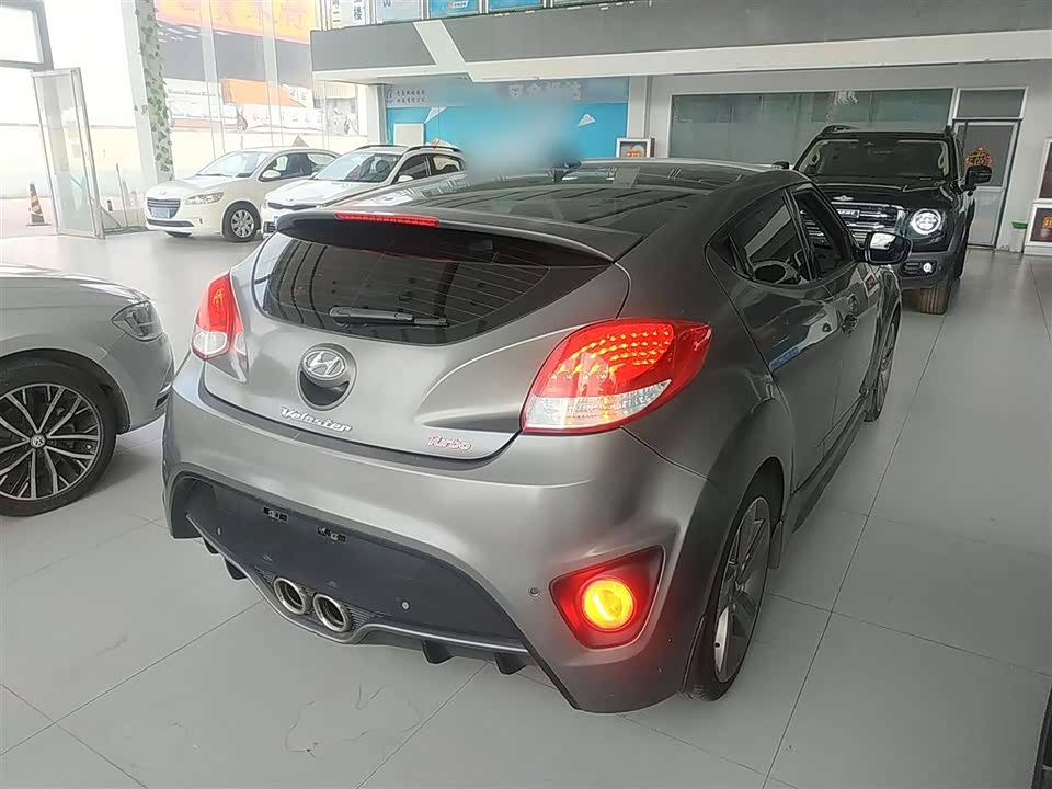 Hyundai Veloster Hyundai Veloster
