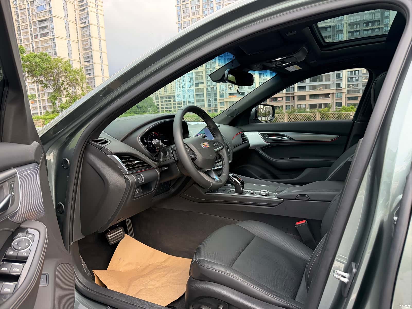 Cadillac CT5, 2023 4