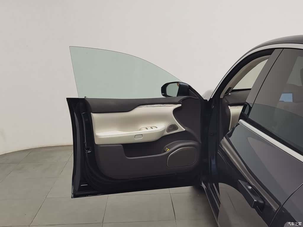 NIO ET7, 2022 8