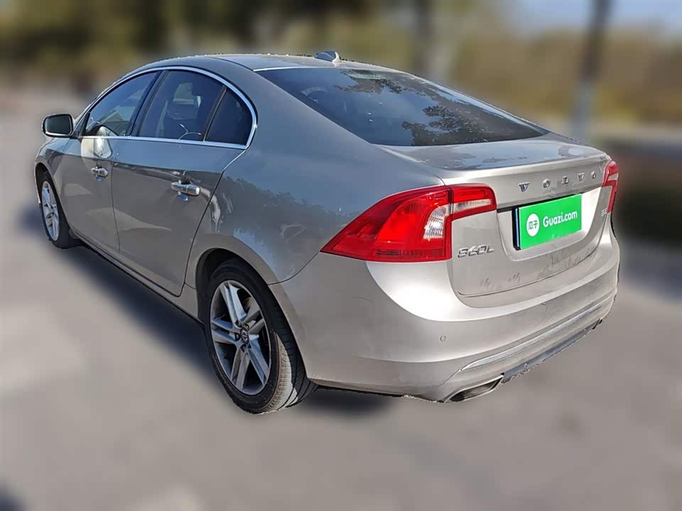 Volvo S60