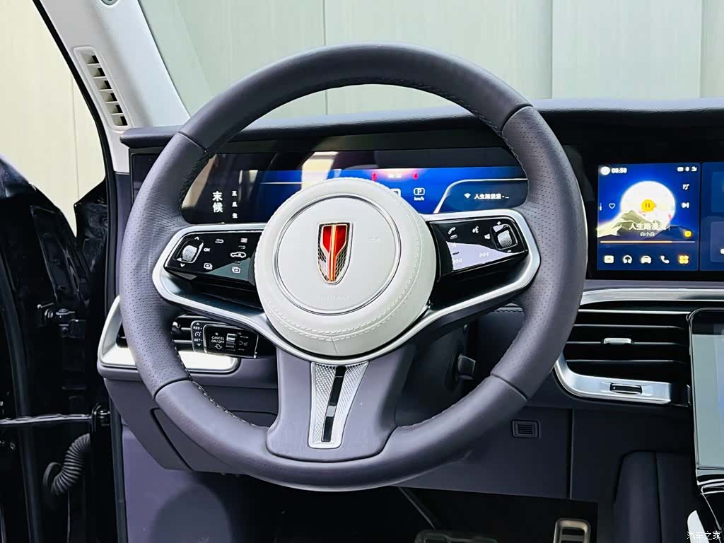 Hongqi E-HS9, 2023 10