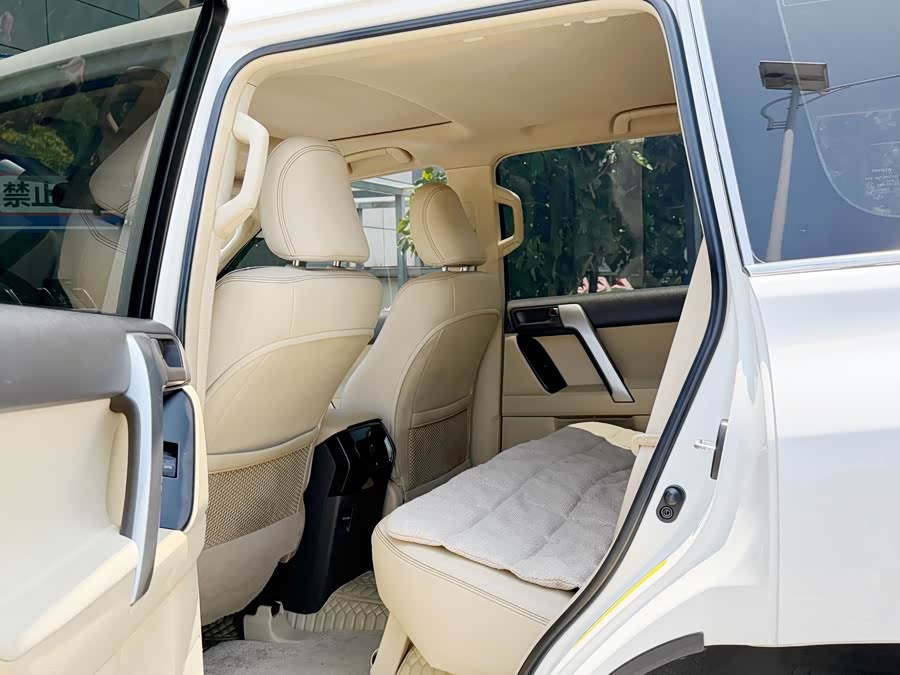 Toyota Prado 2014, фото 8