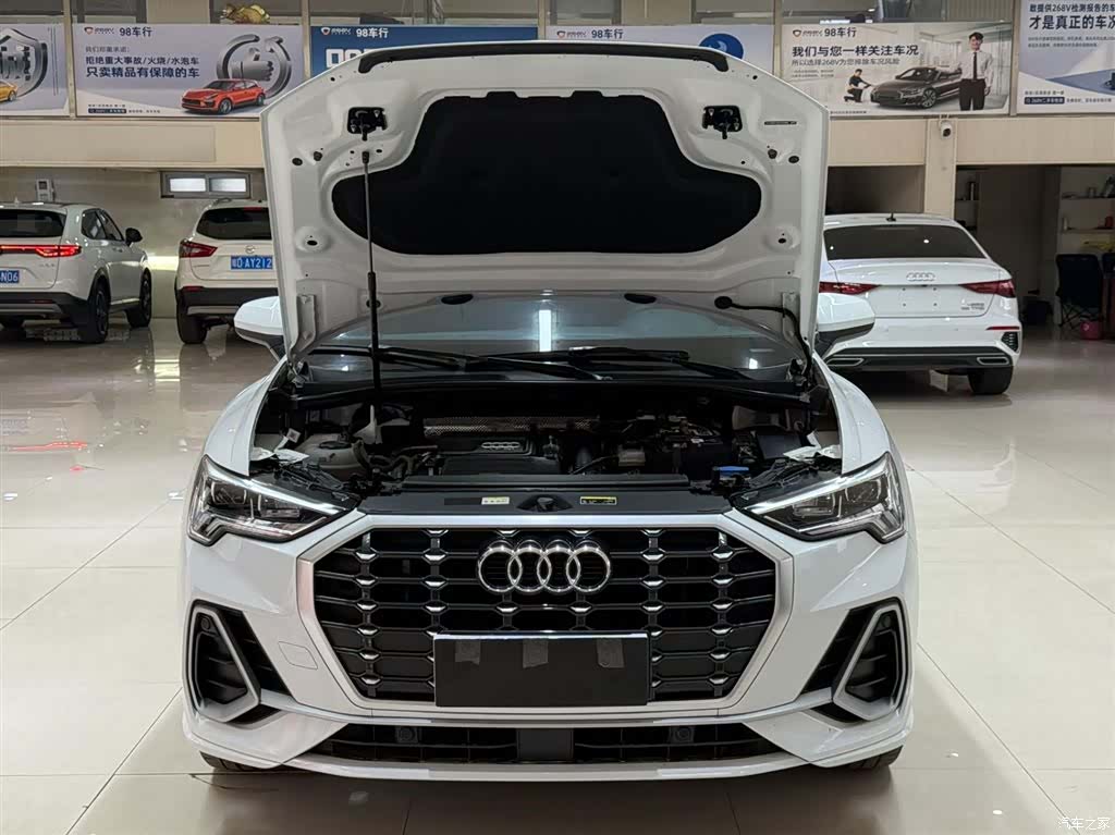 Audi Q3, 2023 14