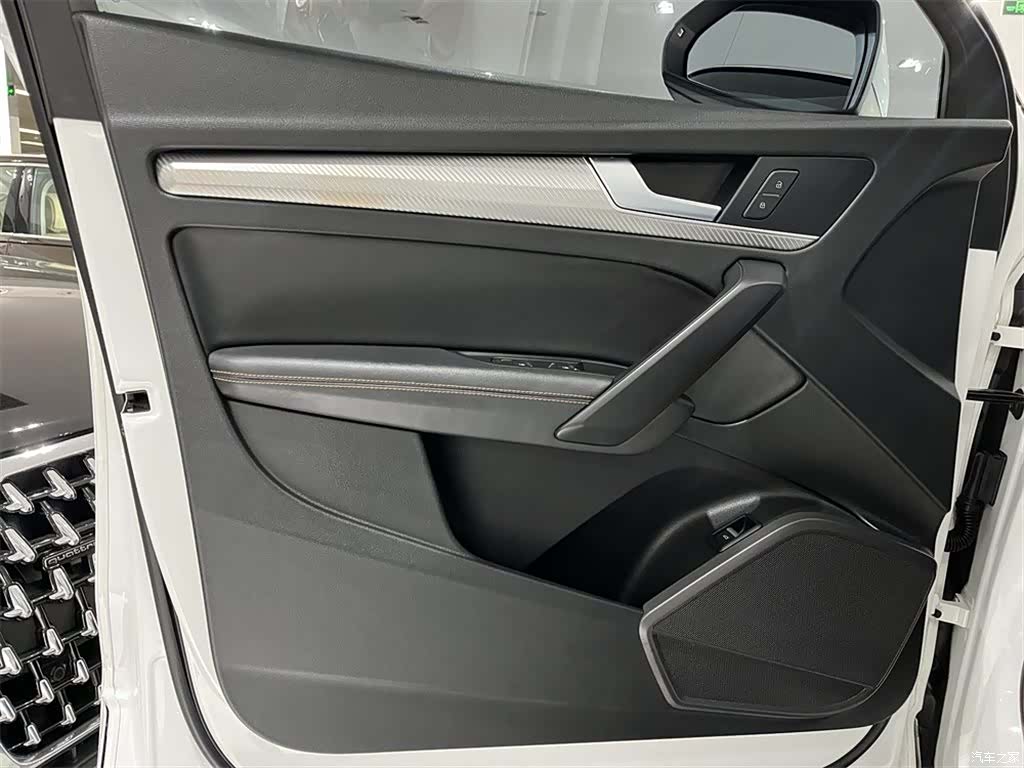 Audi Q5L, 2018 14