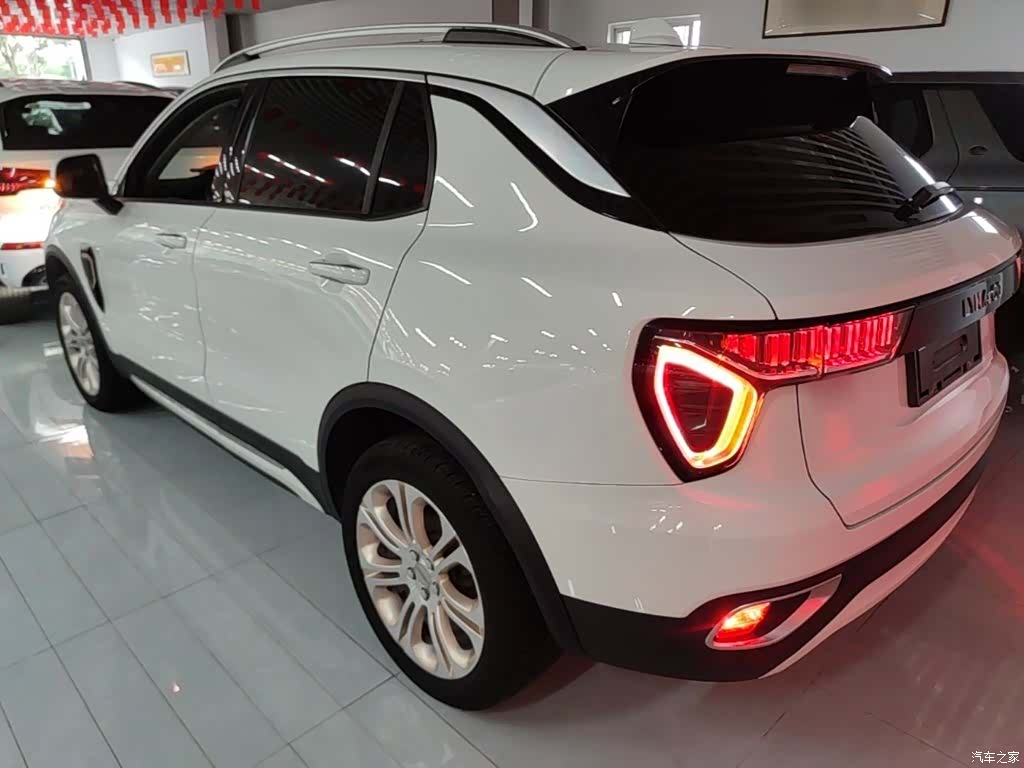 Lynk & Co 01, 2018 все фото