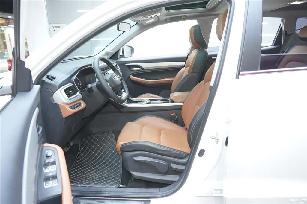 Geely X6, 2020 10