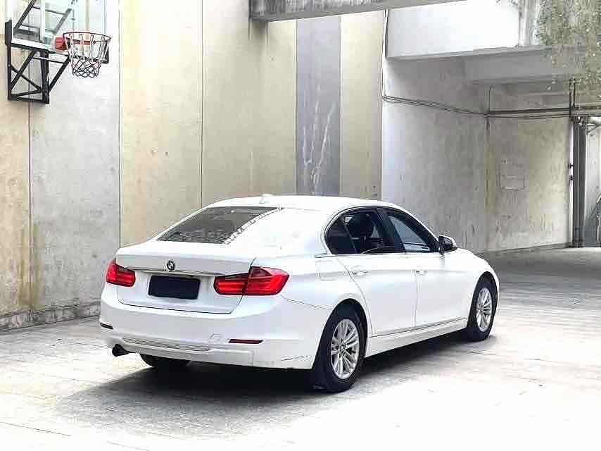 BMW 3 Series, 2013 9