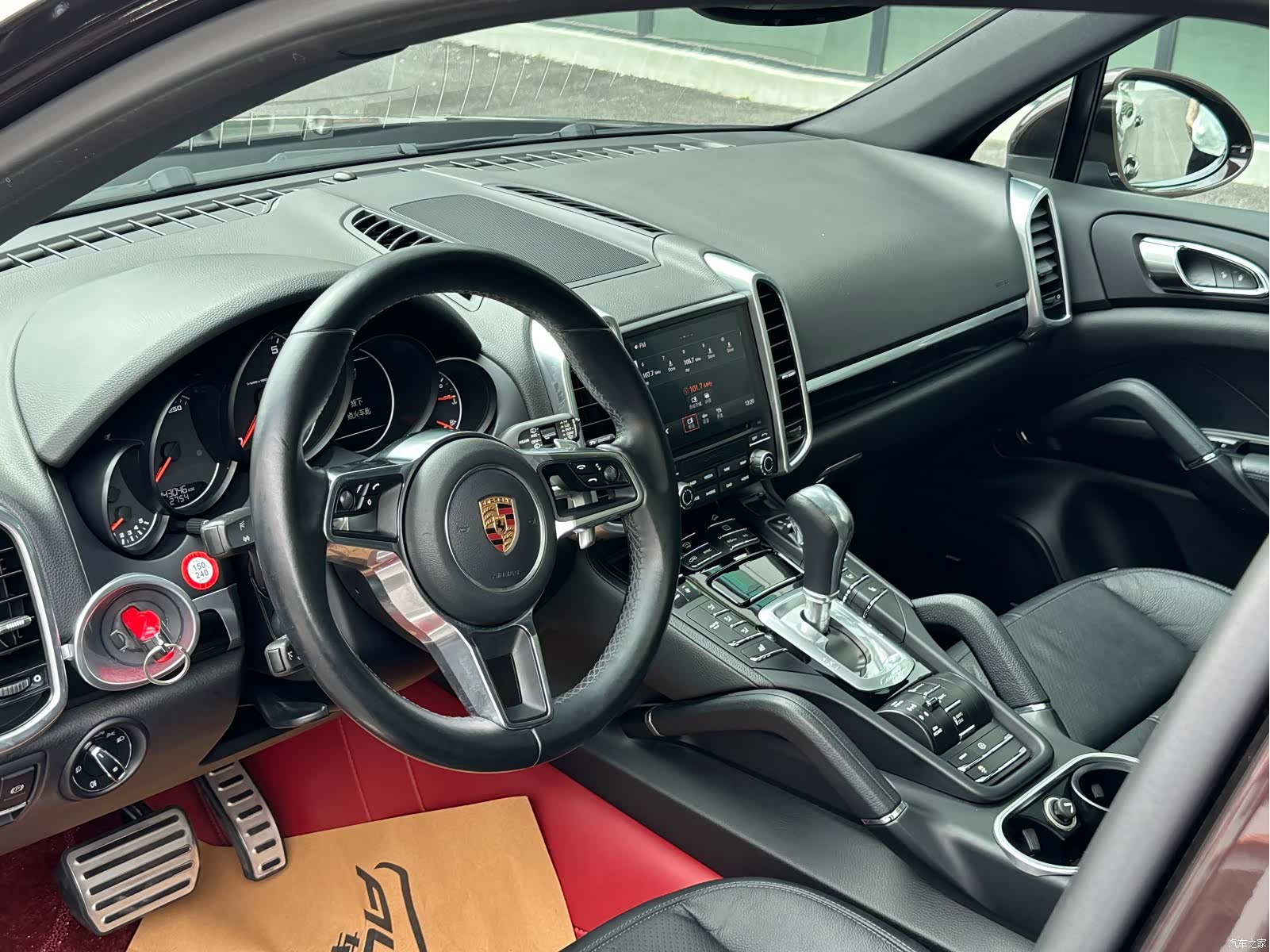 Porsche Cayenne, 2017 9