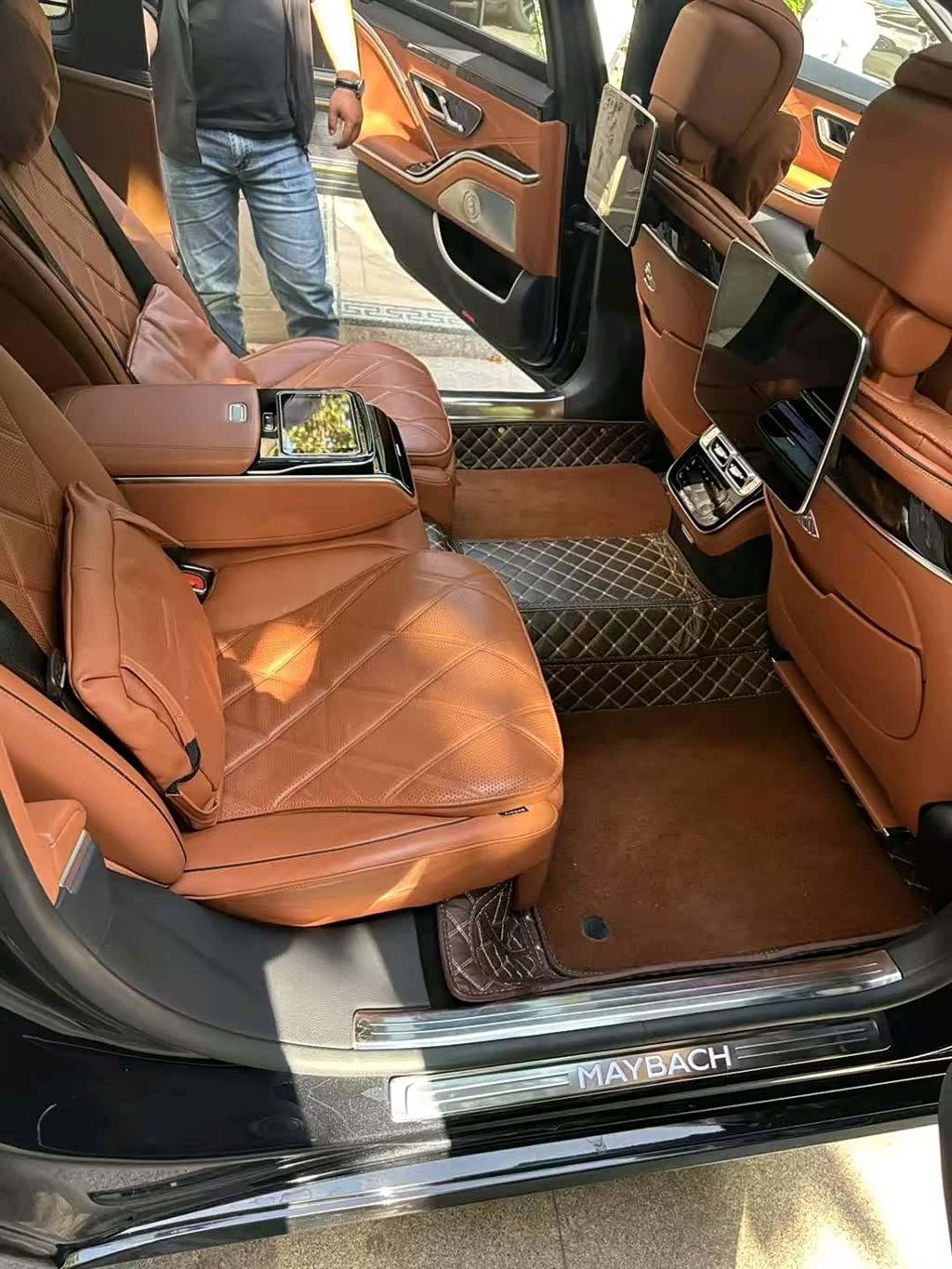 Maybach S-Class, 2021 12