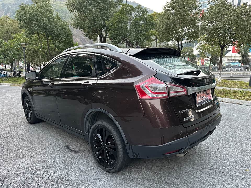 Luxgen Excellent 6 SUV