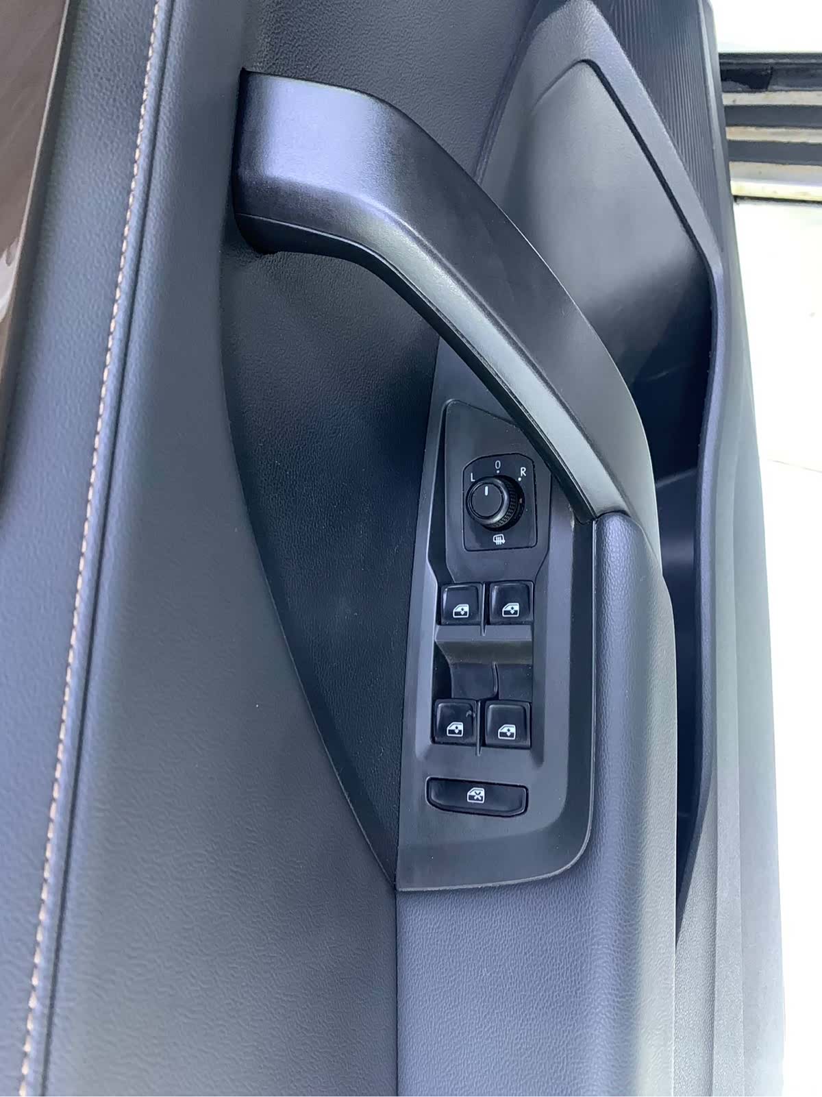 Volkswagen Tharu, 2021 все фото